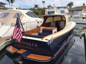 36' Hinckley 2003 Yacht For Sale